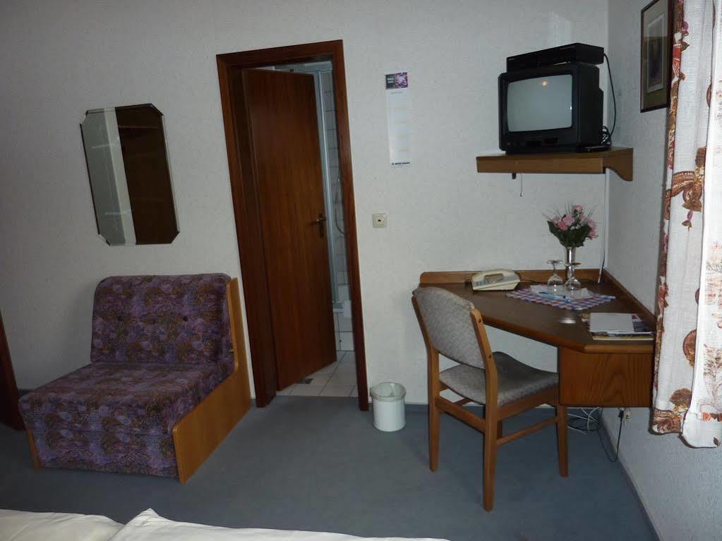 Hotel Ockenheim מראה חיצוני תמונה